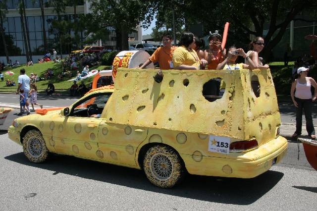 2006_ArtCar_3_Parade 274 